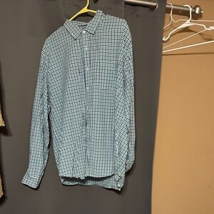 Amazon Essentials Men's Green Checkered Dress Shirt